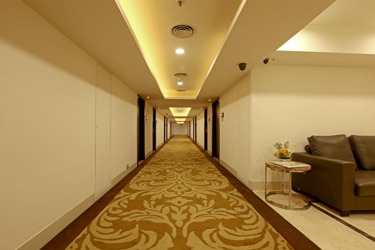 Goutham Grand Hotel Tenali Екстер'єр фото